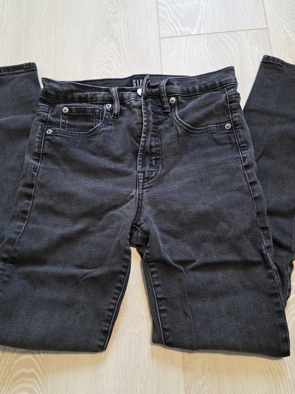 GAP Women's Dark Black Skinny Jeans
